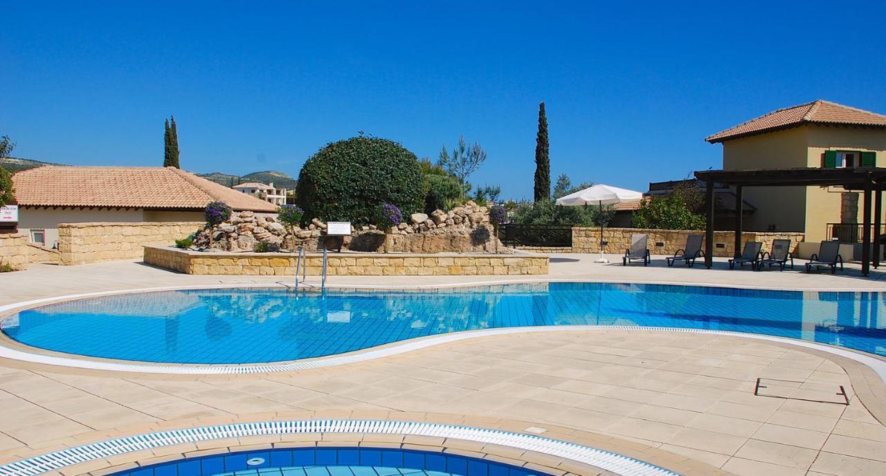2 Bedroom Apartment Avdimou With Stunning Sea Views, Aphrodite Hills Resort Kouklia Luaran gambar
